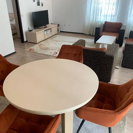 Stenata Huge To Door Пампорово