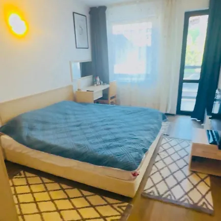 Stenata Huge To Door * Пампорово