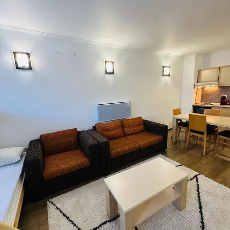 Stenata Huge To Door Апартаменты Пампорово