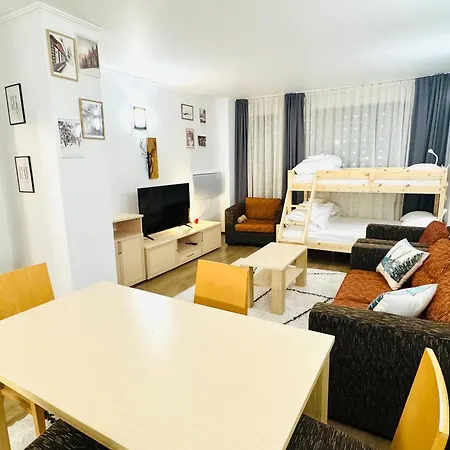 Stenata Huge To Door Appartement