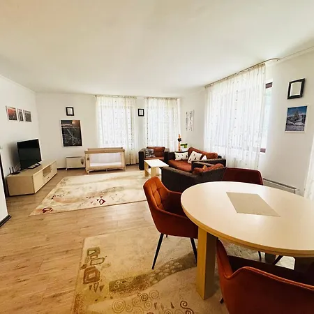 Stenata Huge To Door Appartement *