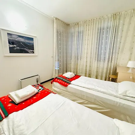 Stenata Huge To Door Appartement
