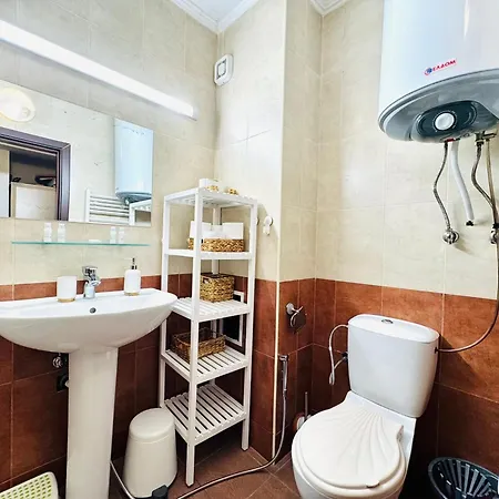 Stenata Huge To Door Appartement *