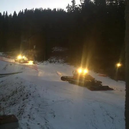 Stenata Huge To Door